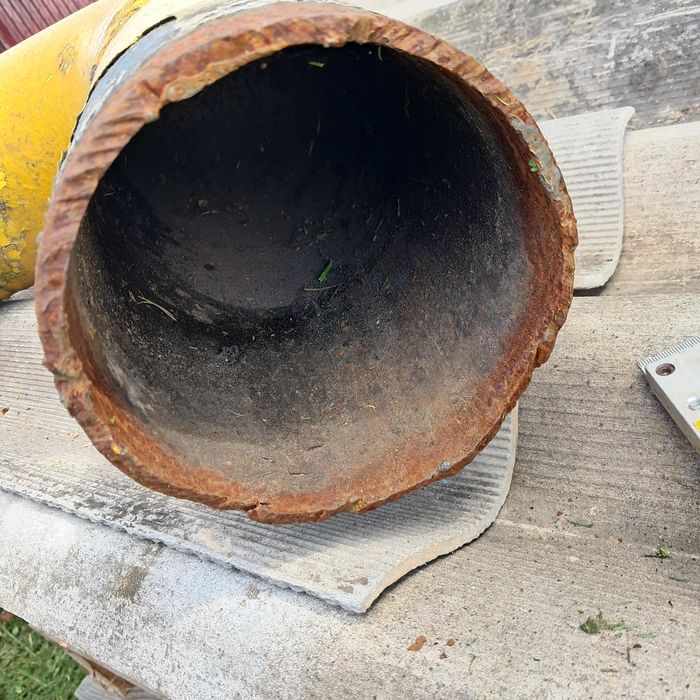 Продам коліно металеве 150 мм,на фото саме воно