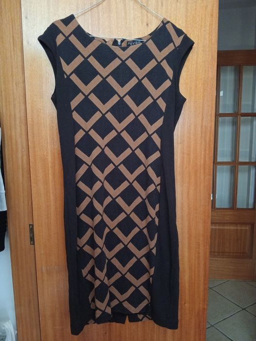 Vendo vestido e macaco