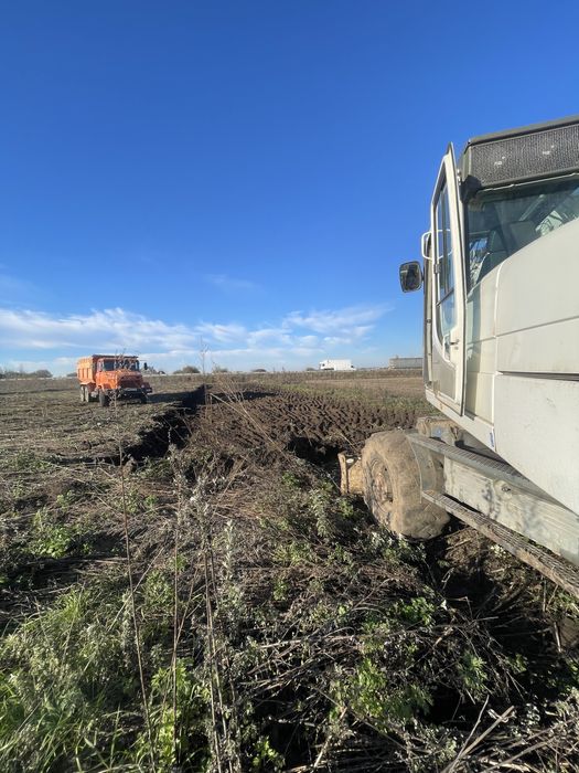 Послуги вібро катка. спецтехніка