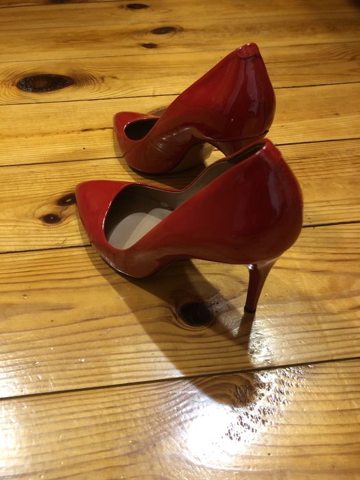 Красные туфли