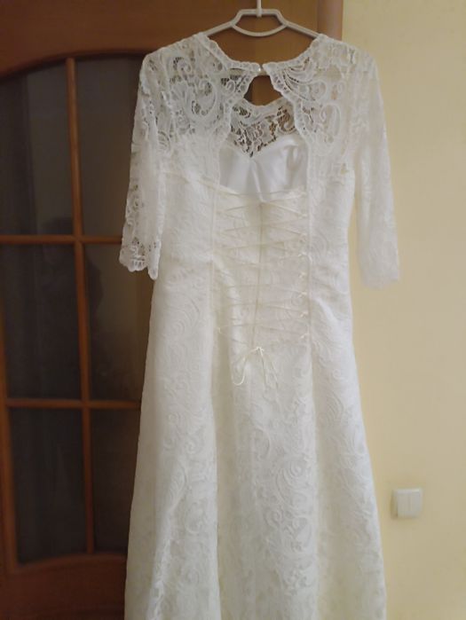 Продам Висільну сукню.