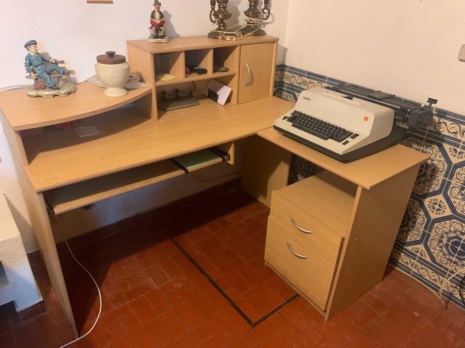 SECRETÁRIA DE CANTO FOLHEADA CLARA MULTIFUNCIONAL COM MÓDULO GAVETAS