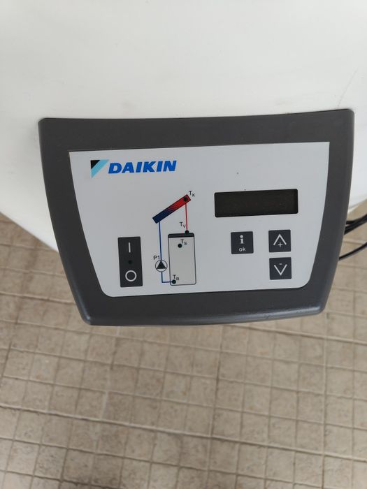 Cilindro de água Daikin 300L