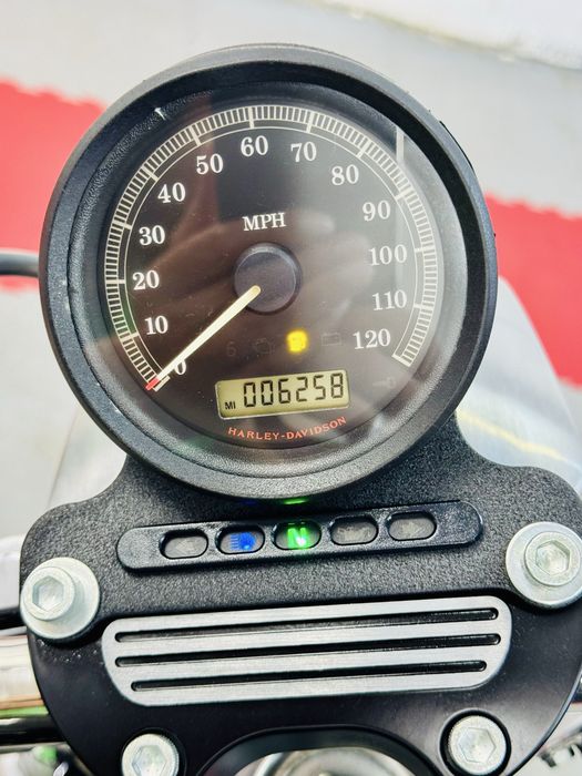 мотоцикл HARLEY-DAVIDSON XL883 в оригіналі доставляємо по Україні