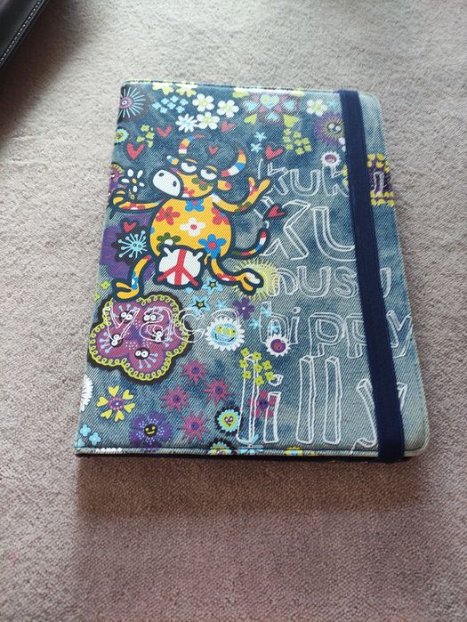 iPad 2, 16 GB, with Two Cases64739979413121121