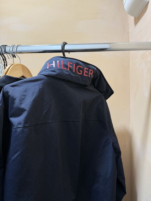 Куртка/Ветровка Tommy Hilfiger оригинал