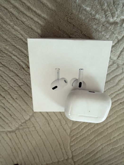 AirPods Pro 1 Apple sluchawki bezprzewodowe Apple