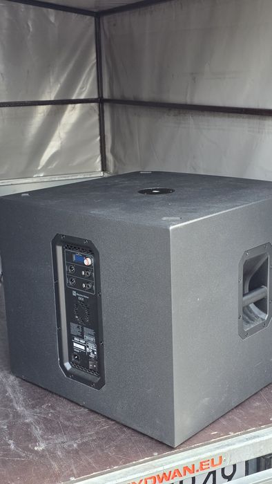 EKX-18SP Aktywna kolumna sub-niskotonowa