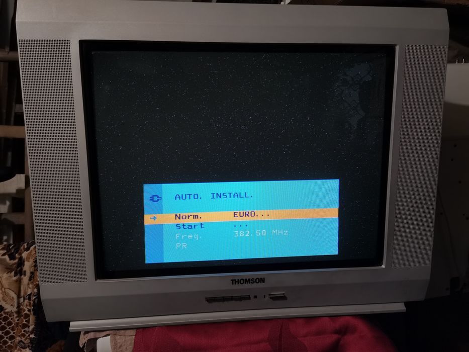 Телевізор Thomson 21DM135KH