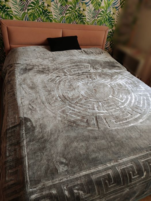 Łóżko kontynentalne 160/200