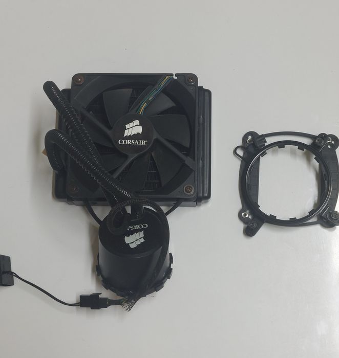 Water cooler Corsair para socket  Intel lga 115x