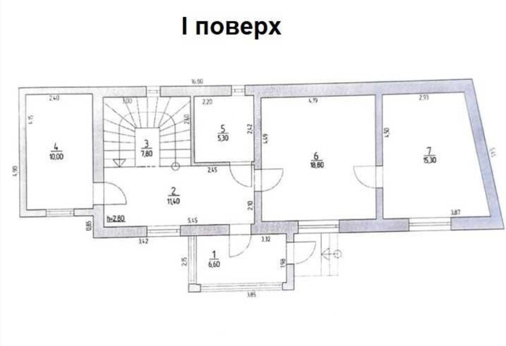 Терміново продається двоповерховий будинок у центрі міста по вул. Стрі