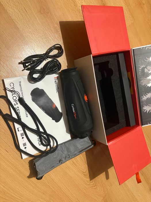 Продам монокуляр від власника