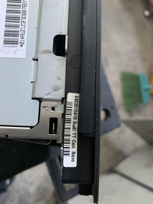 Audi Concert Nero + CD Changer