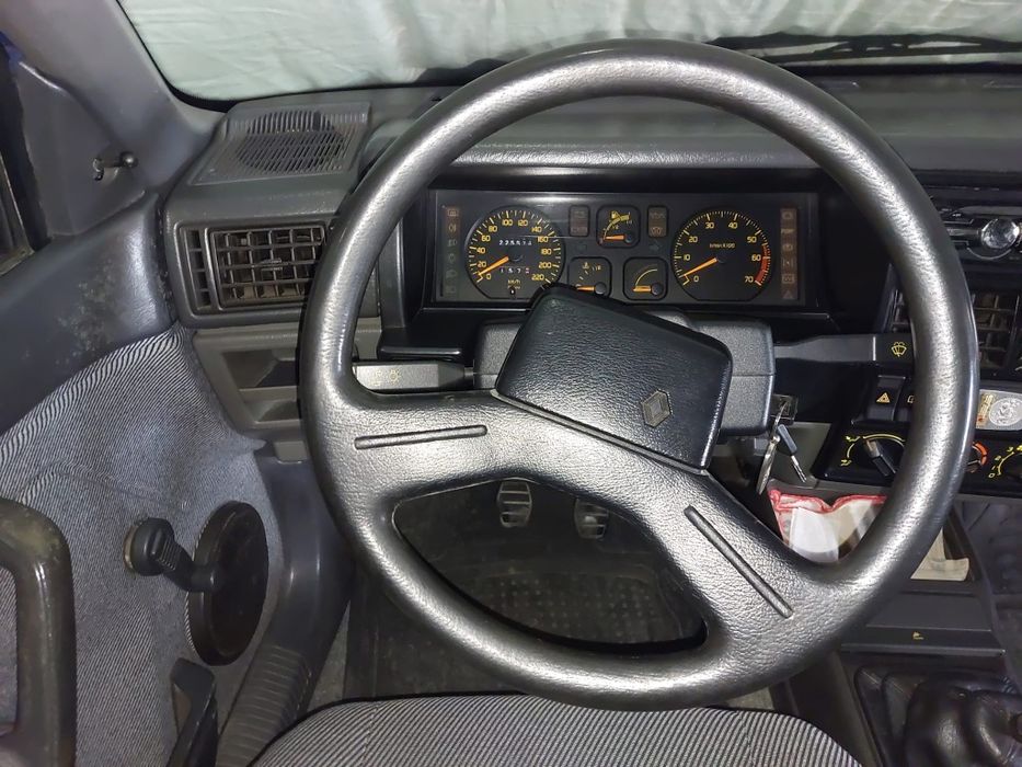 Renault 19 Chamade 1.4 GTS 1989 – Estado Excecional – Todo Original