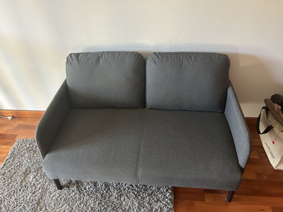 Sofá GLOSTAD do IKEA como NOVO