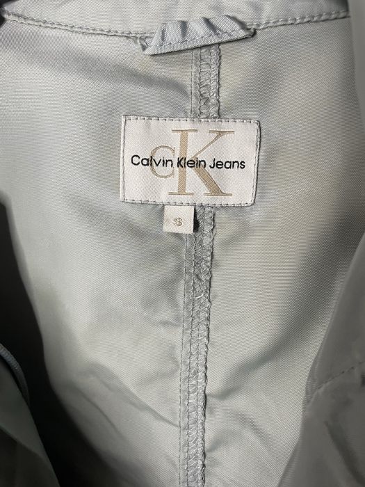 Вітровка, оригінал Calvin Klein, розмір S