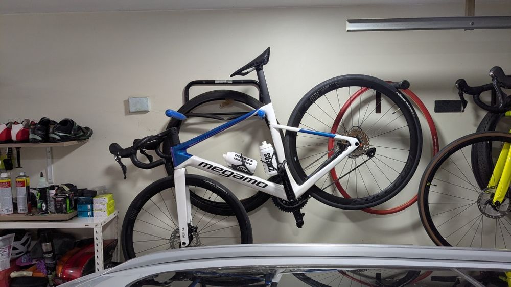 Megamo Pulse 20 2026 (Bicicleta estrada Nova basicamente)