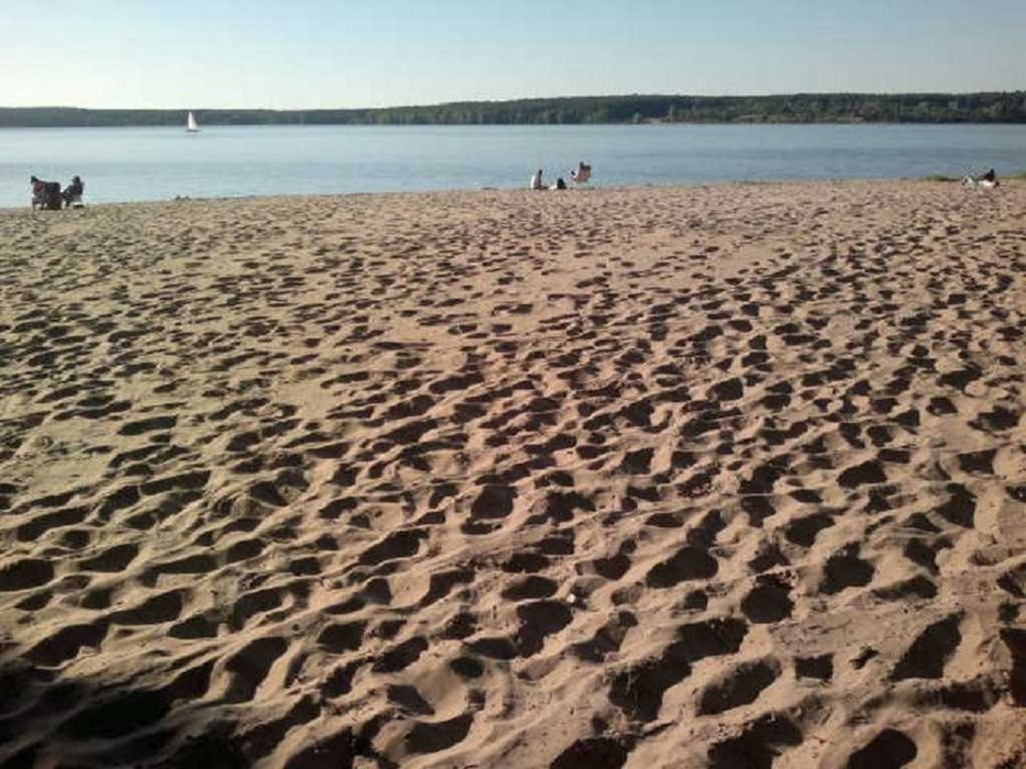 SEZON-2026-samodzielny dom z ogrodzoną działką nad zalewem Sulejowskim