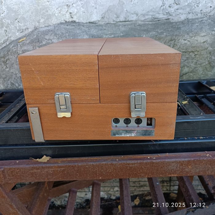 Gramofon UNITRA Fonica WG-581f