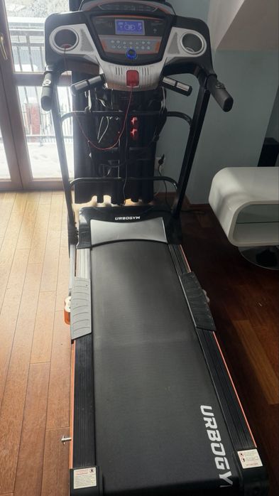 Bieżnia elektryczna Urbogym V650M