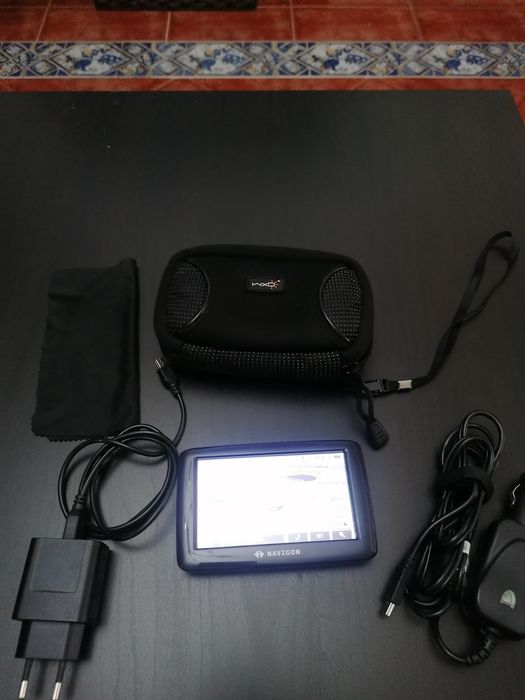Vendo GPS Navigon  mapa Europa,  impecável