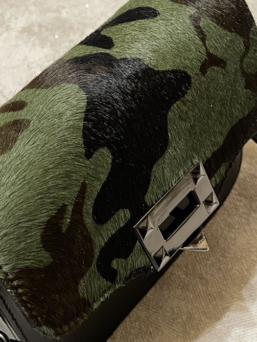 Кожаная стильная сумка Италия