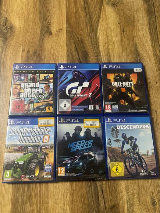 PS4 500GB + 2 Comandos + Jogos (GTA V, GT7 e COD Extra)