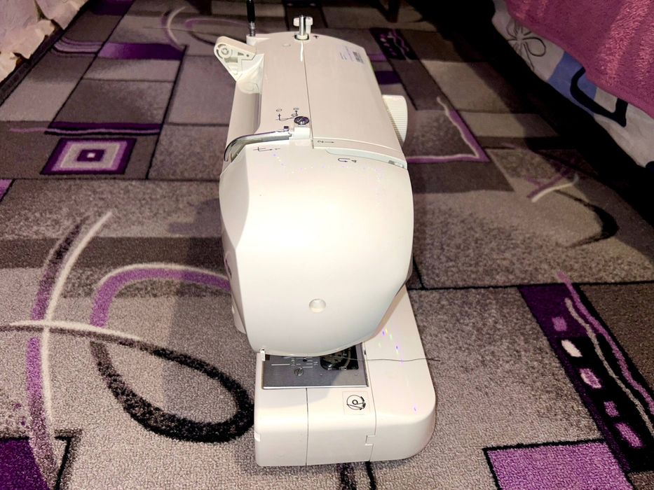 Швейна машинка Jaguar xr-10