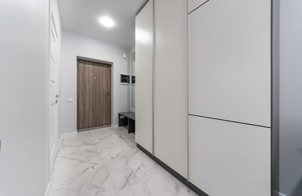 Бажана, 17 - 5хв. від метро - стильна студія у будинку з Укриттям!