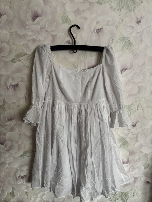 Стильна біла сукня, одягалась 1 раз