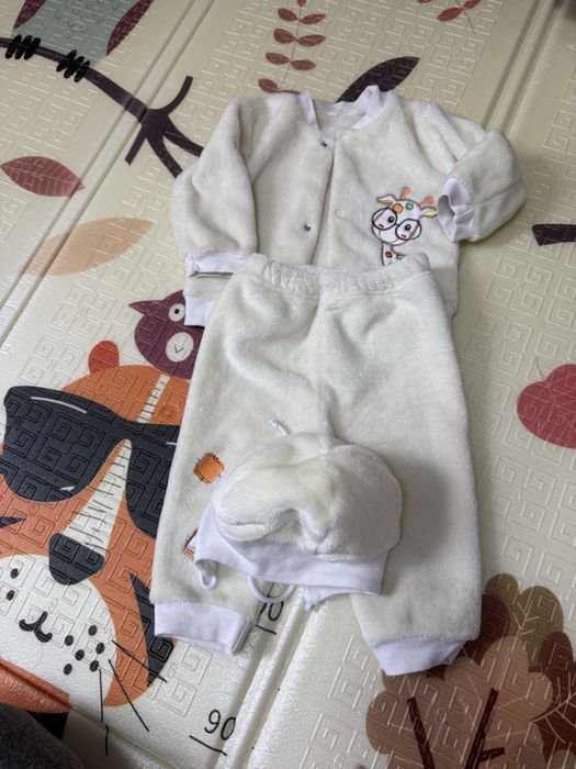 Від 0-3 м. Костюми