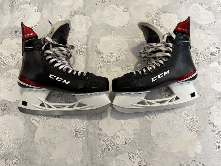 Коньки CCM FT475