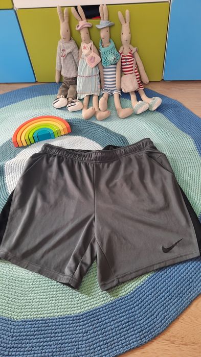 Nike spodenki r.XL,Adidas  Gant Hilfiger Helly Hansen  Massimo Dutti, j.nowe