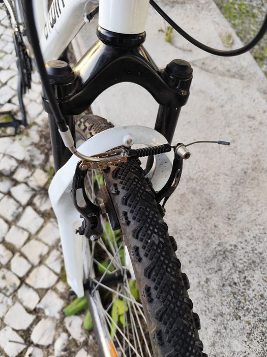 Bicicleta B’Twin BTT em excelente estado