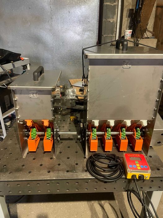 Podsiewacz aplikator nawozu mikrogranulatu