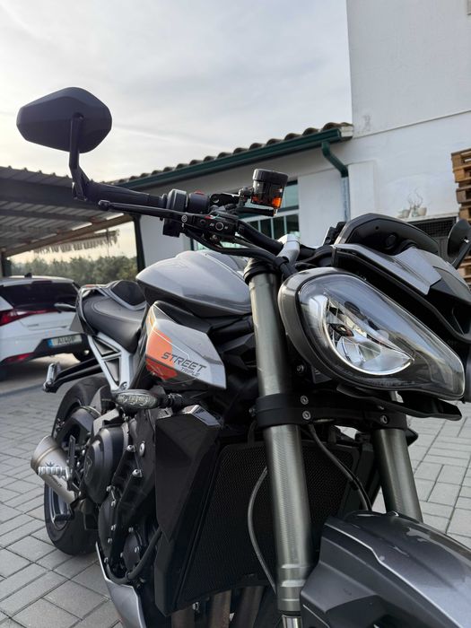 Triumph Street Triple 765rs