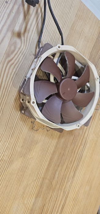 Кулер Noctua NH-D15