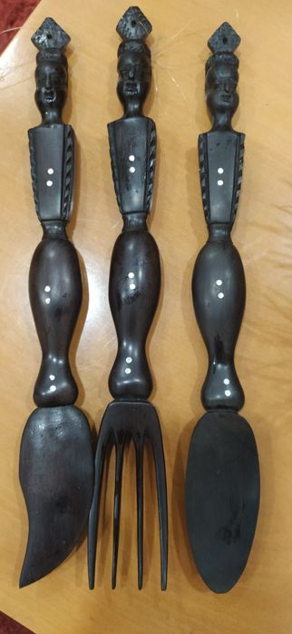 Peças em Pau Preto talher