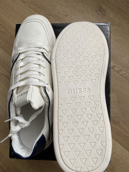 Sneakersy Guess r45