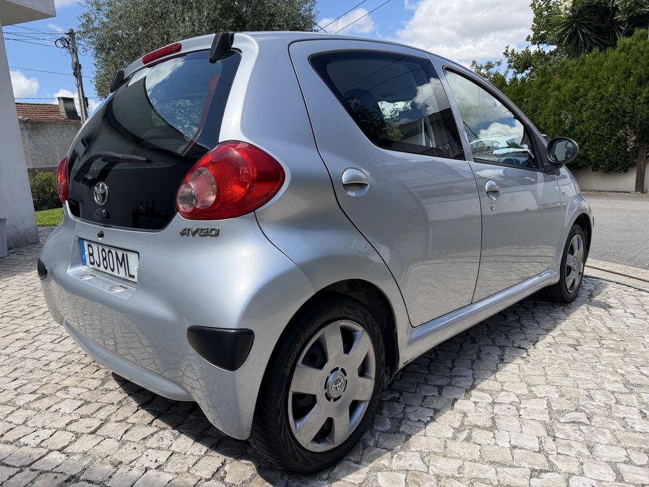 Toyota Aygo - 1.0 / gasolina - Ago/2006