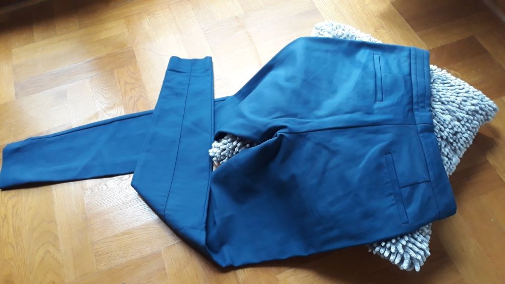 Spodnie niebieskie Massimo Dutti 38