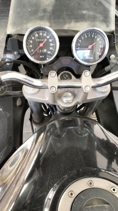 Vendo Suzuki bandit 600 preta