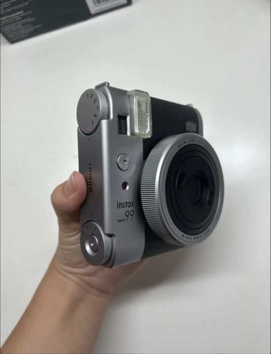 Camera Fugifilm instax mini 99