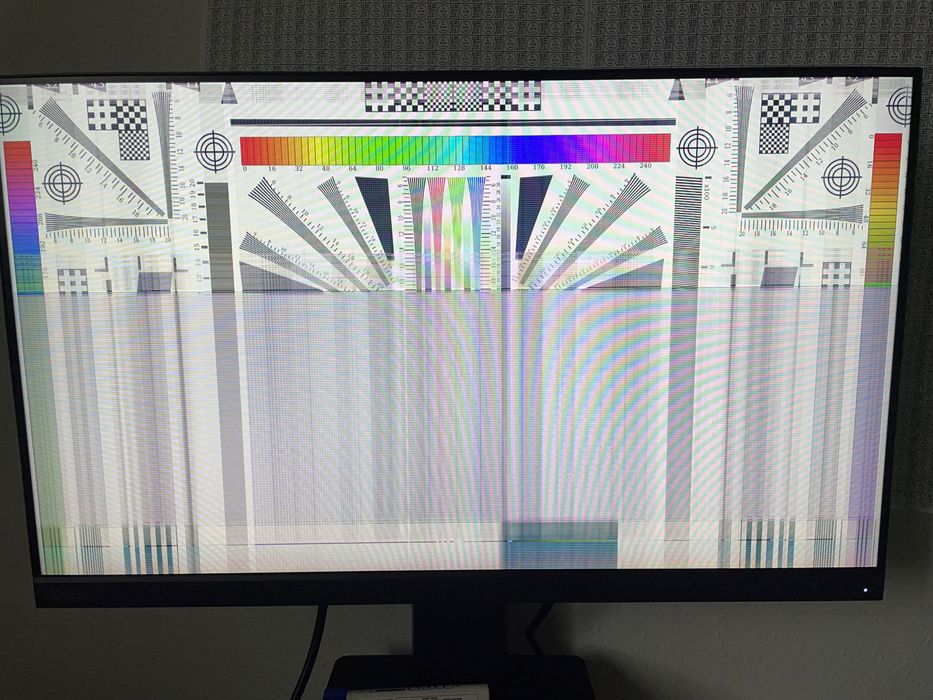 Monitor Lenovo ThinkVision E24-27 Uszkodzony