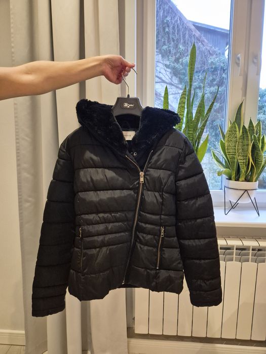 Reserved kurtka damska zimowa roz. 34