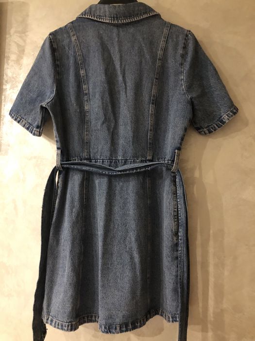 Джинсова сукня Stradivarius