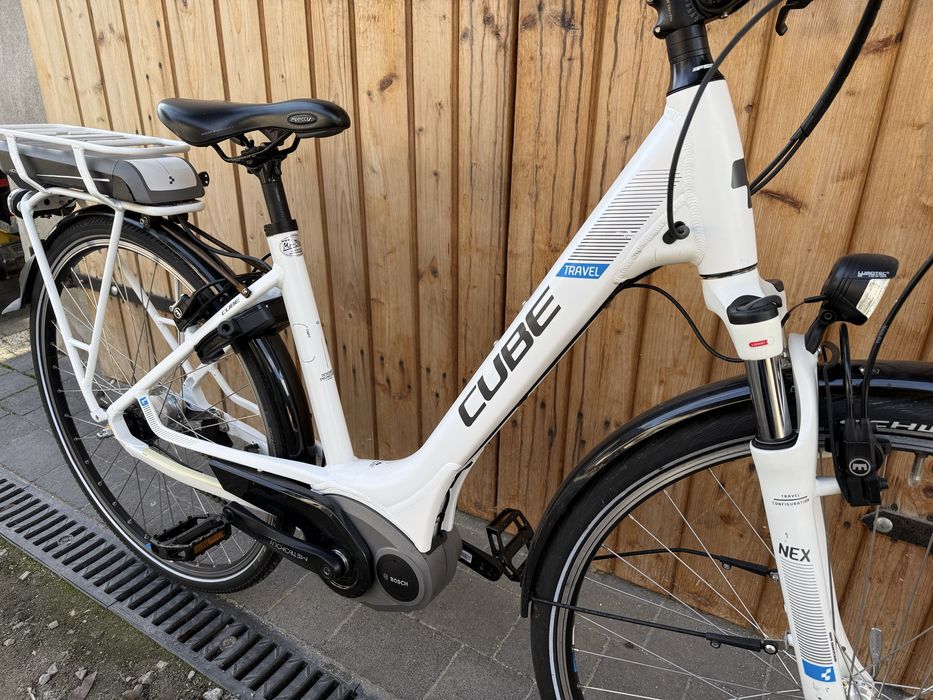 Rower Elektryczny CUBE TRAVEL Gazelle Bosch Active Line damski S 46 H