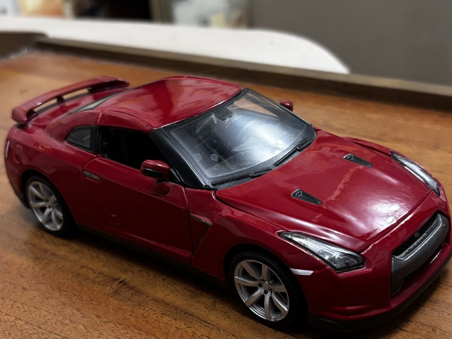 Колекційна машинка Nissan GTR 2009