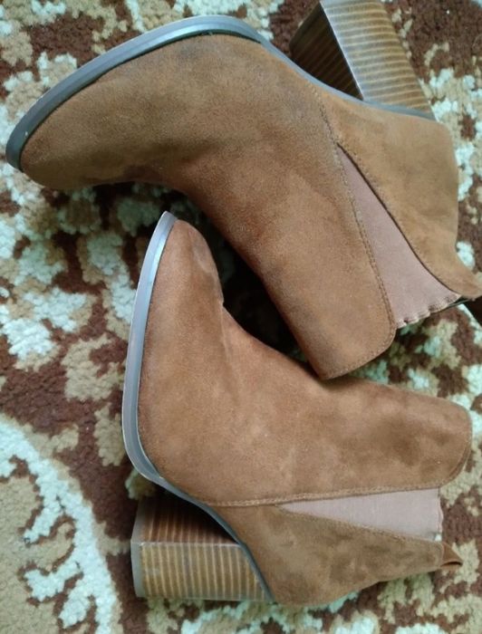 Ботинки 37 размер